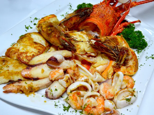 Comida en Caracol Azul, restaurante en Guayaquil. 